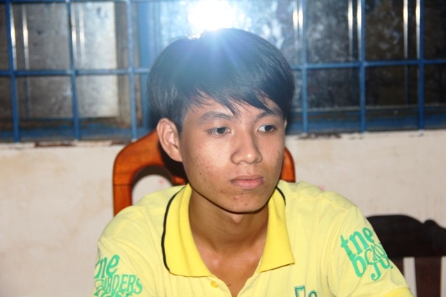 Giet nu sinh lop 8 roi ve nha to chuc tiec nhau hinh anh