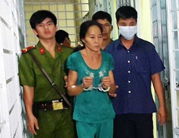 Nguoi dam xuyen so chau be nhap vien tam than hinh anh