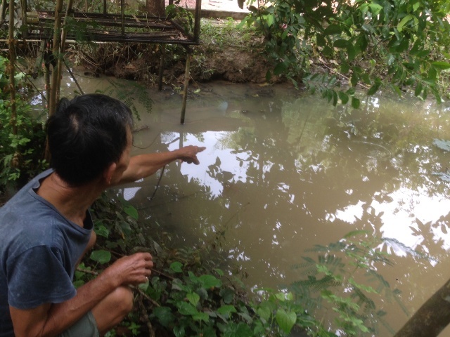 Ao nơi Trọng ném con. Ảnh Minh Anh