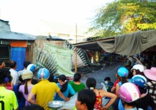 Vo chong ban trung vit chet tham do chay cho hinh anh