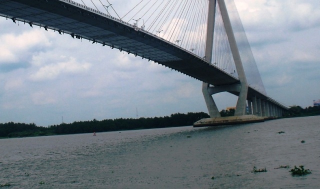 Boi xuong di moi dam cuoi con, cha te song Hau mat tich hinh anh