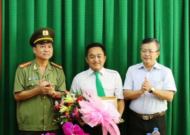 tai xe taxi bat cuop anh 1