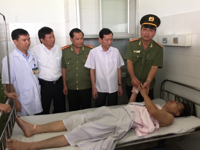 Chem cong an phuong trong thuong roi uong thuoc sau tu van hinh anh