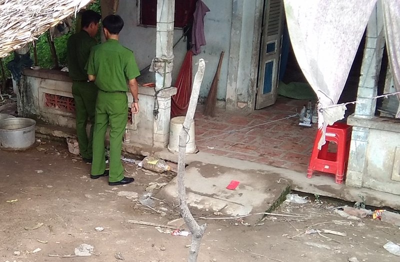 đốt nhà ảnh 1 dot nha anh 1