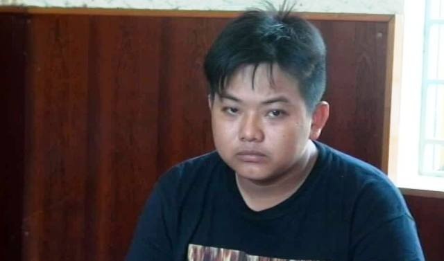 Thanh nien o mien Tay xong vao nha giat day chuyen hinh anh