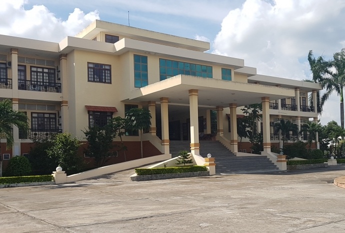 Chu tich UBND TP Can Tho yeu cau bao cao vu ‘no tien thuong’ hinh anh