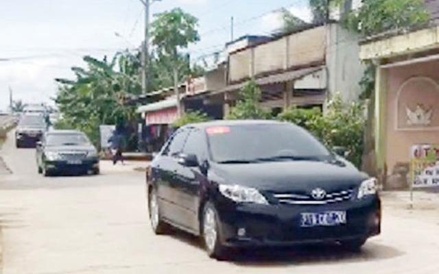 Xac dinh nguoi tung tin doan xe thap tung Chu tich Quoc hoi hinh anh