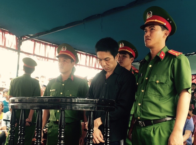 Xet xu ke phi tang xac be gai 7 tuoi anh 1