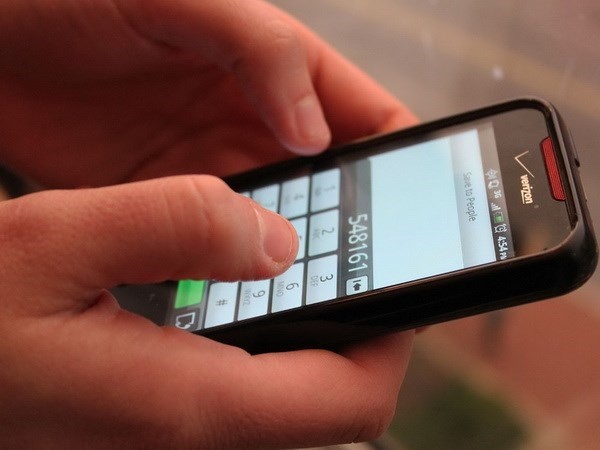 Mat 350 trieu vi cuoc dien thoai cua canh sat hinh su gia hinh anh