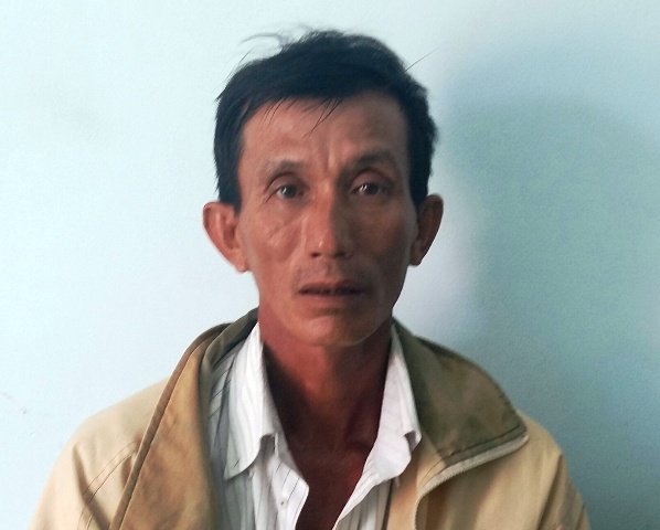 Sat hai ban cuop tai san roi bia chuyen yeu voi vo nguoi ta hinh anh