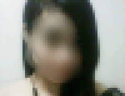 Nu sinh mien Tay bi dua hinh len mang rao ban dam hinh anh