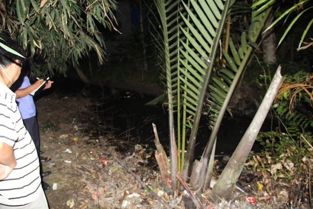 Nghi pham dam chet thay giao trong truong roi tu sat hinh anh