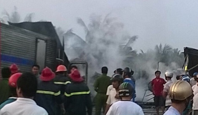 Chay lon tai co so thu mua tom nguyen lieu o Ben Tre hinh anh