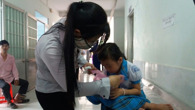 Tren 100 hoc sinh tieu hoc nhap vien nghi ngo doc thuc pham hinh anh