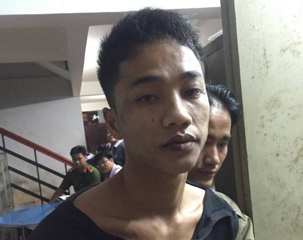 Ngáo đá đâm người ảnh 1 Ngao da dam nguoi anh 1