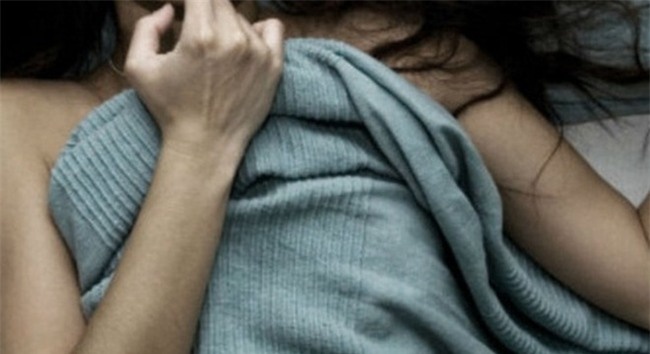 Co gai 19 tuoi thoat khoi 'yeu rau xanh' hinh anh