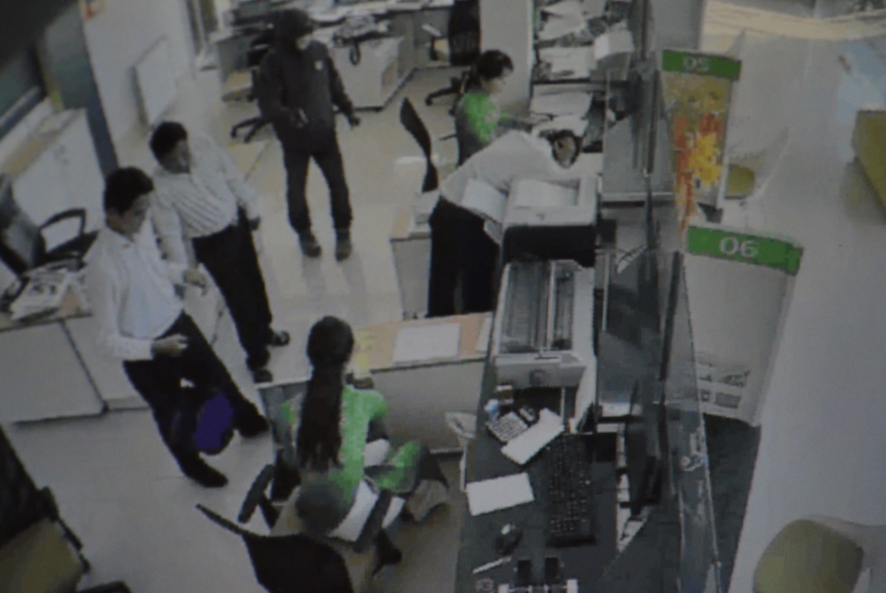 Cướp ngân hàng ở Trà Vinh ảnh 1 Cuop ngan hang o Tra Vinh anh 1