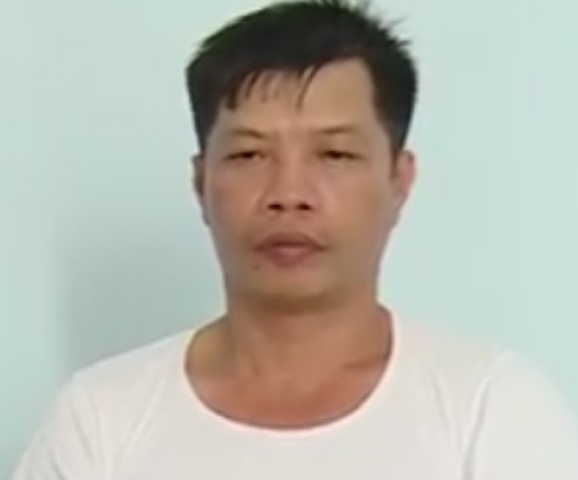 Nghi pham dung dao tu sat trong trai tam giam hinh anh