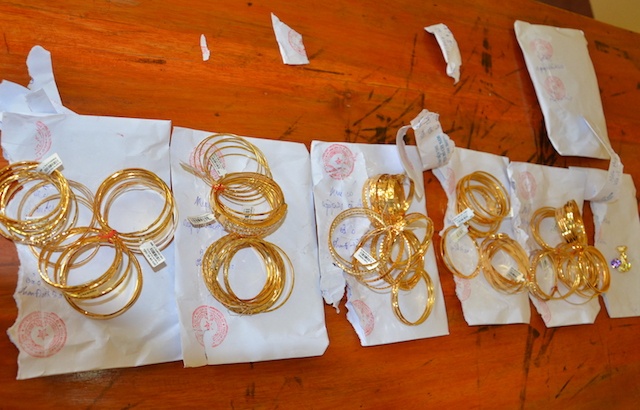 Thieu no, thanh nien 26 tuoi dot nhap tiem vang hinh anh