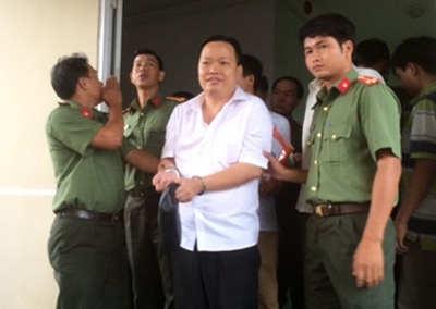 Gia han dieu tra nguyen Giam doc Cong ty Nong thuy san Tay Nam hinh anh