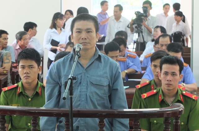 Nguoi lam thue lua hon 800 trieu mang an 14 nam tu hinh anh