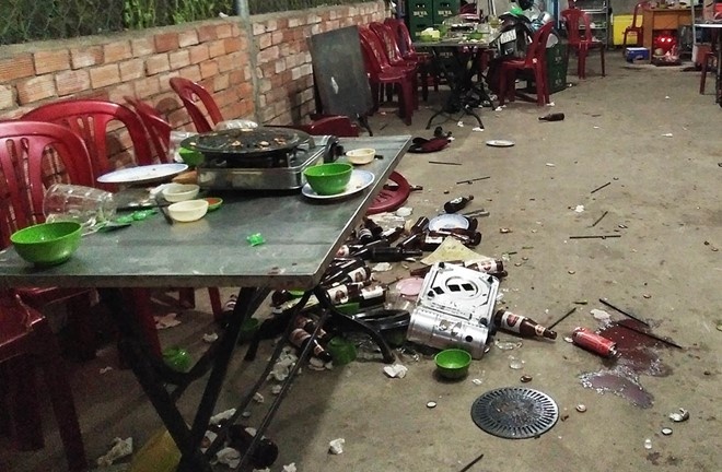 Dam chet ban nhau chi vi loi che bi hoi ham hinh anh