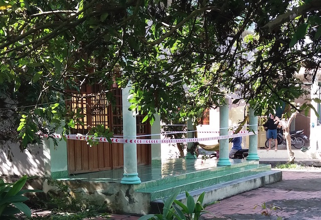 Nam thanh nien dap pha nha dan roi bat ngo tu vong hinh anh