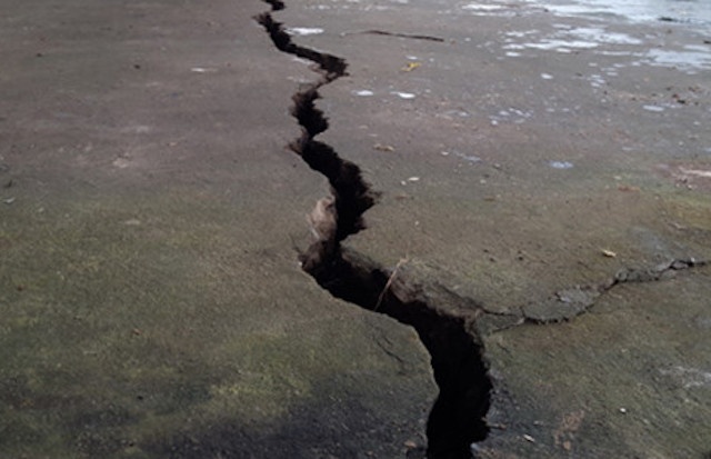 vết nứt tử thần ảnh 1 vet nut tu than anh 1