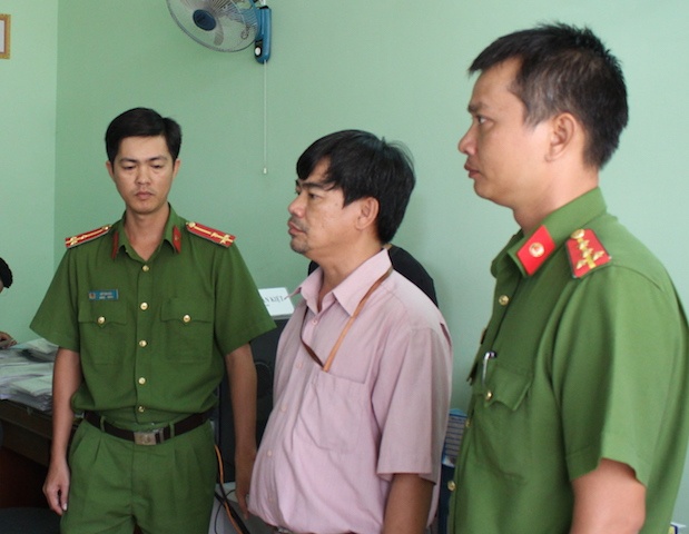 Bat Truong phong Thanh tra truong Cao dang Can Tho hinh anh
