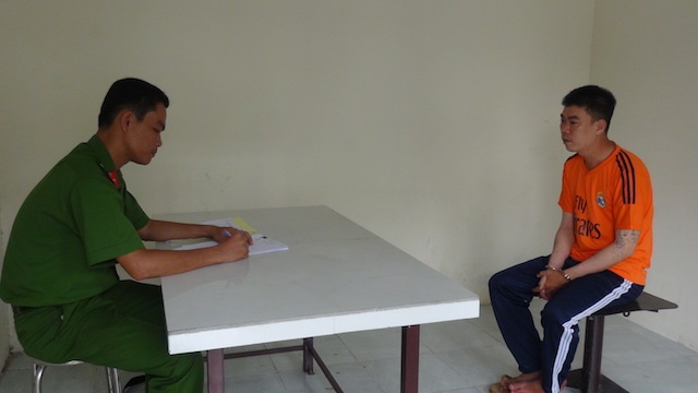 Bi truy na, nghi pham tiep tuc gay ra 4 vu cuop hinh anh