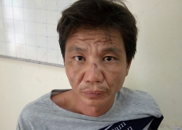 Dam chet nguoi khi thay vo cu di voi dan ong khac hinh anh