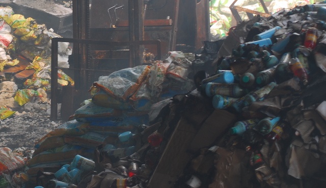 cháy cửa hàng vật tư nông nghiệp ảnh 2 chay cua hang vat tu nong nghiep anh 2