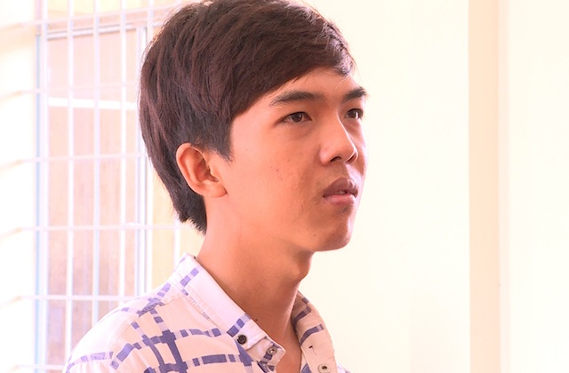 'Yeu’ nu sinh lop 8, nam thanh nien 21 tuoi linh 12 thang tu hinh anh