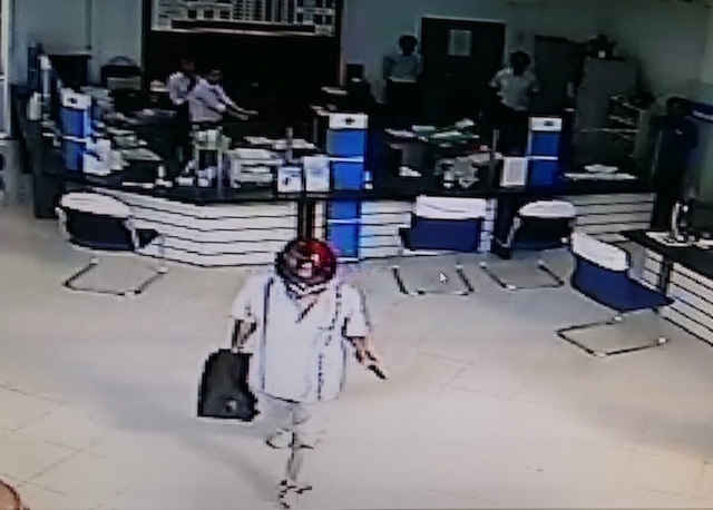Nghi pham cuop nha bang tai Vinh Long da thiet mang hinh anh