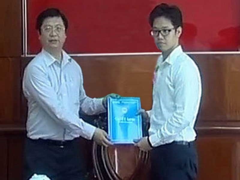 Can Tho huy quyet dinh bo nhiem ong Vu Minh Hoang hinh anh