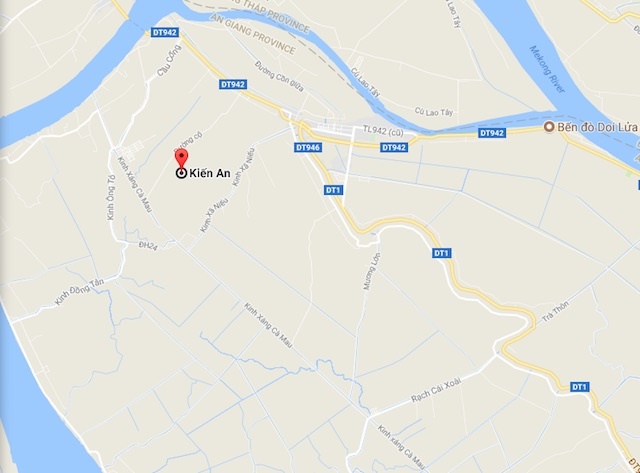 Qua dem voi ban gai nhi anh 1