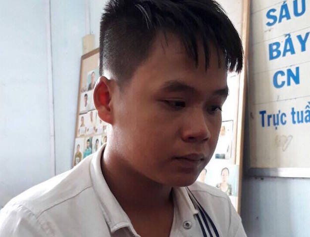 Nghi pham 20 tuoi chuyen rach dui phu nu o mien Tay bi bat hinh anh