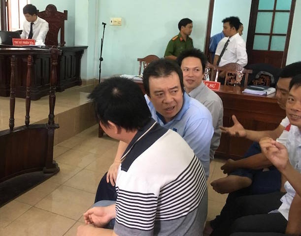 Thanh tra nhận hối lộ ảnh 1 Thanh tra nhan hoi lo anh 1