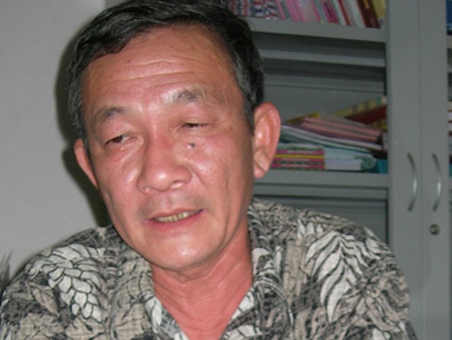 Bat 'dai gia' o mien Tay cam sung doa giet nhan vien hinh anh