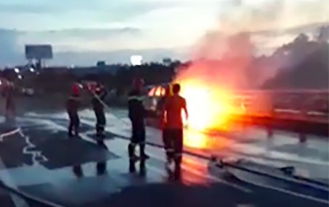 Xe 7 cho chay rui tren duong dan cau Can Tho hinh anh