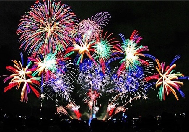 Dong Thap co 2 diem ban phao hoa tam thap 15 phut dem giao thua hinh anh