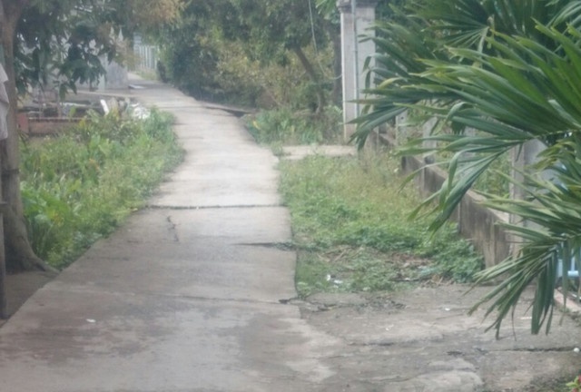 Bi dam trong thuong vi cham mat tinh dich tai nha ban gai hinh anh