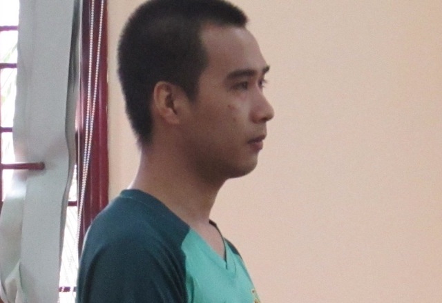 Y an ke dong tinh doat mang thay giao hinh anh