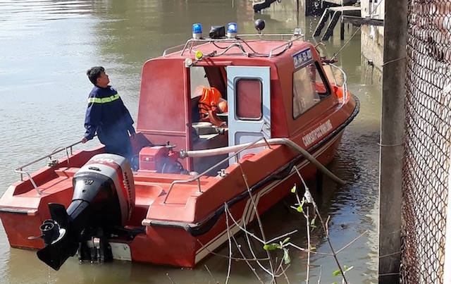 cháy nhà kho Vĩnh Long ảnh 2 chay nha kho Vinh Long anh 2