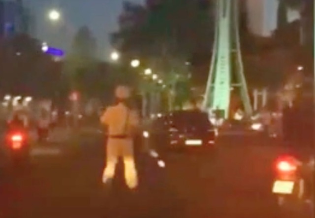 Cậu ấm say xỉn ảnh 1 Cau am say xin anh 1