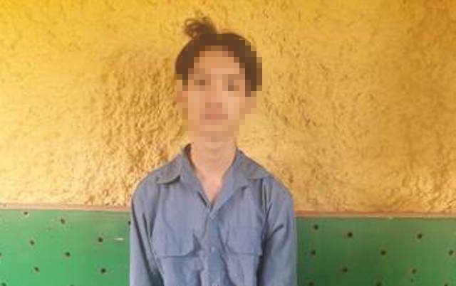 'Yeu' nu sinh 13 tuoi, thanh nien 17 tuoi bi bat hinh anh