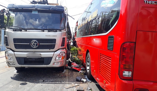 tai nạn xe khách ảnh 2 tai nan xe khach anh 2