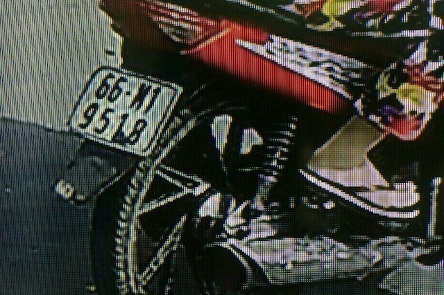 Cặp vợ chồng cướp vé số ảnh 2 Cap vo chong cuop ve so anh 2