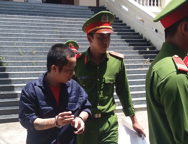 Ke cuong buc hang loat be gai linh 26 nam tu hinh anh