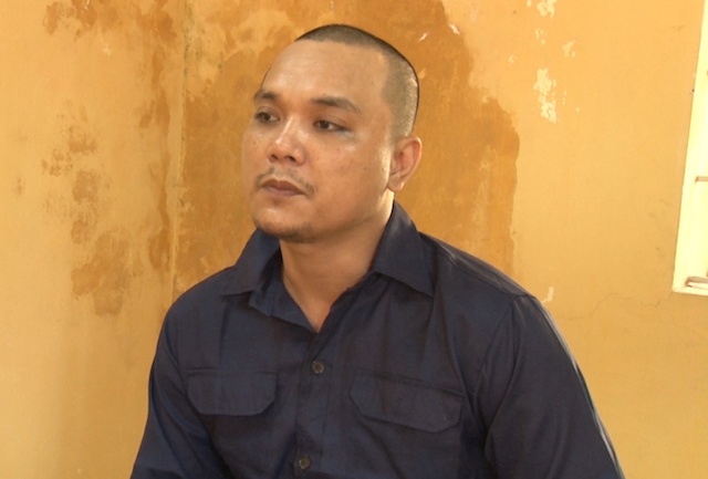 Khoi to nam thanh nien danh be gai 4 tuoi tu vong hinh anh
